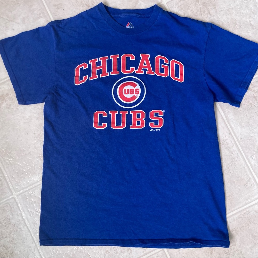 MLB Chicago Cubs medium tee